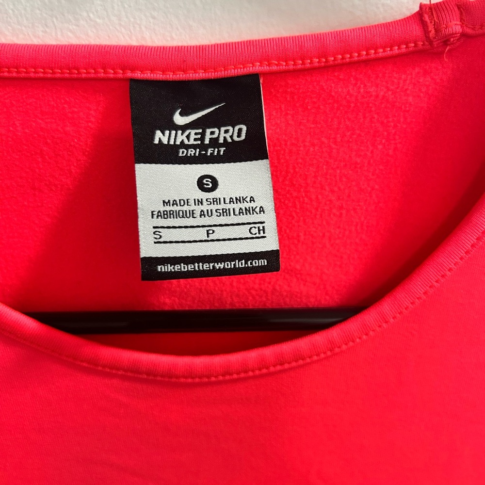 Nike Women's Pink Running Long Sleeve Shirt Size S - Picture 2 of 3